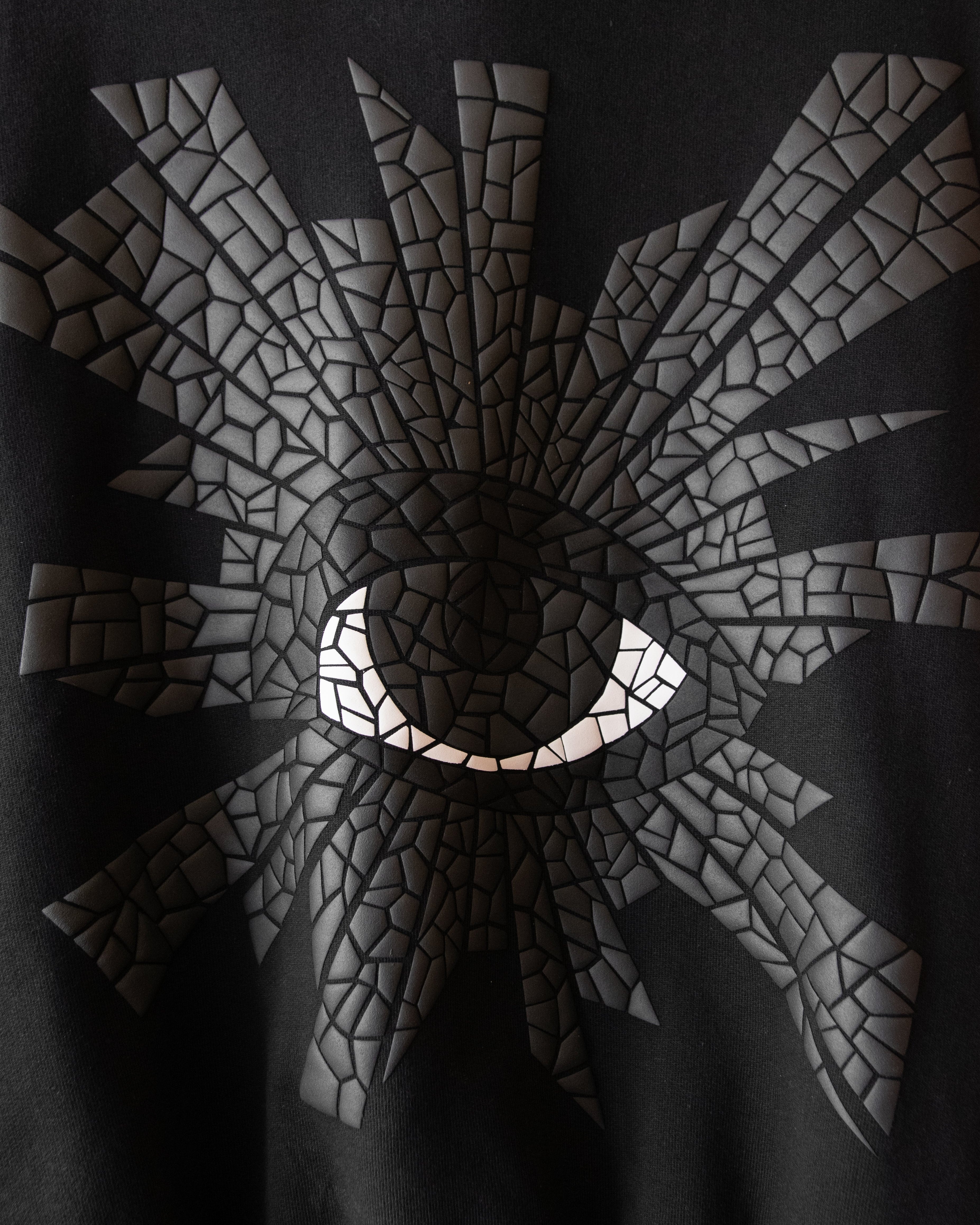 MOSAIC ALL-SEEING HOODIE IN BLACK