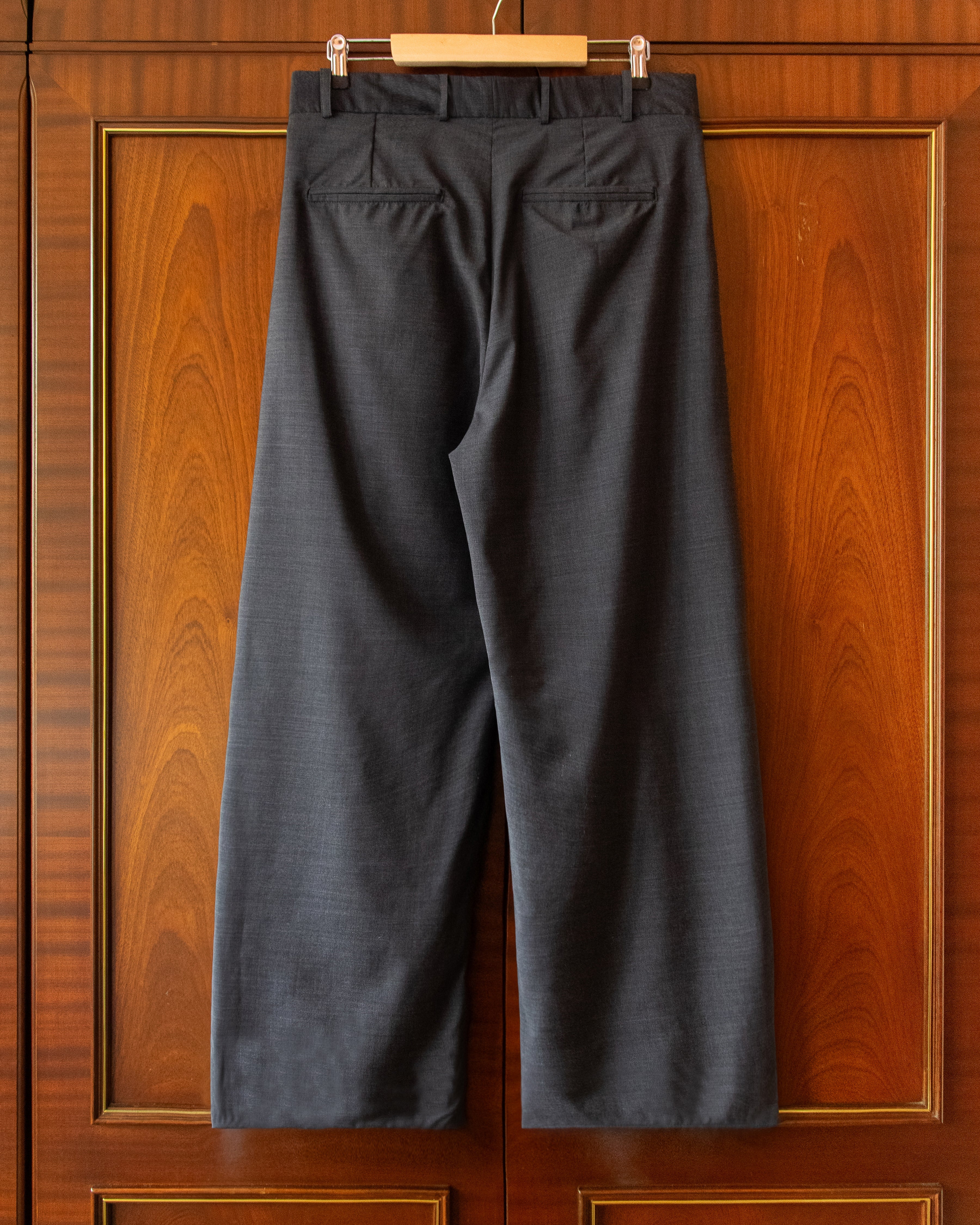 WOOL PLEATED CYCLIST TROUSERS