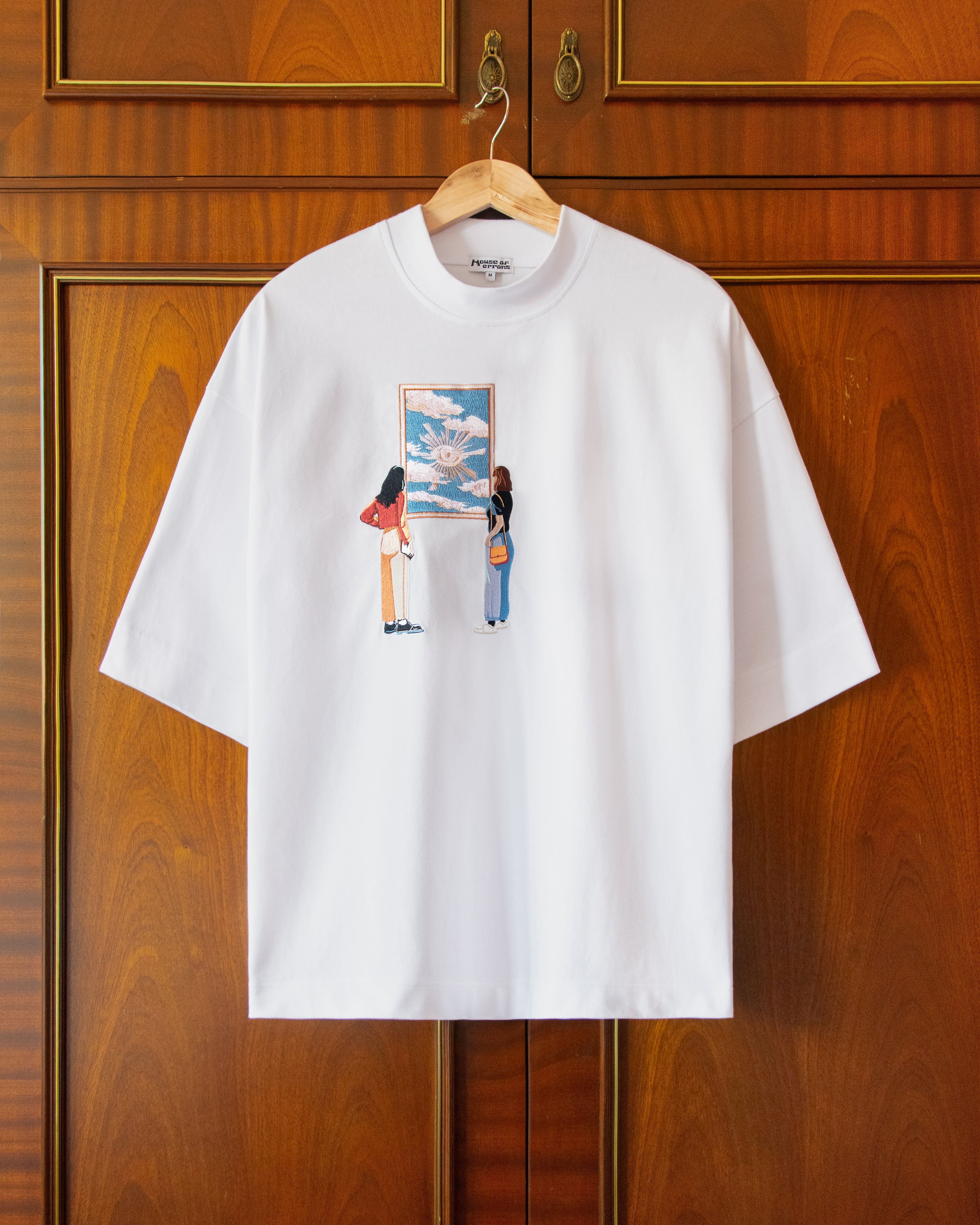 HEAVYWEIGHT GALLERY TEE