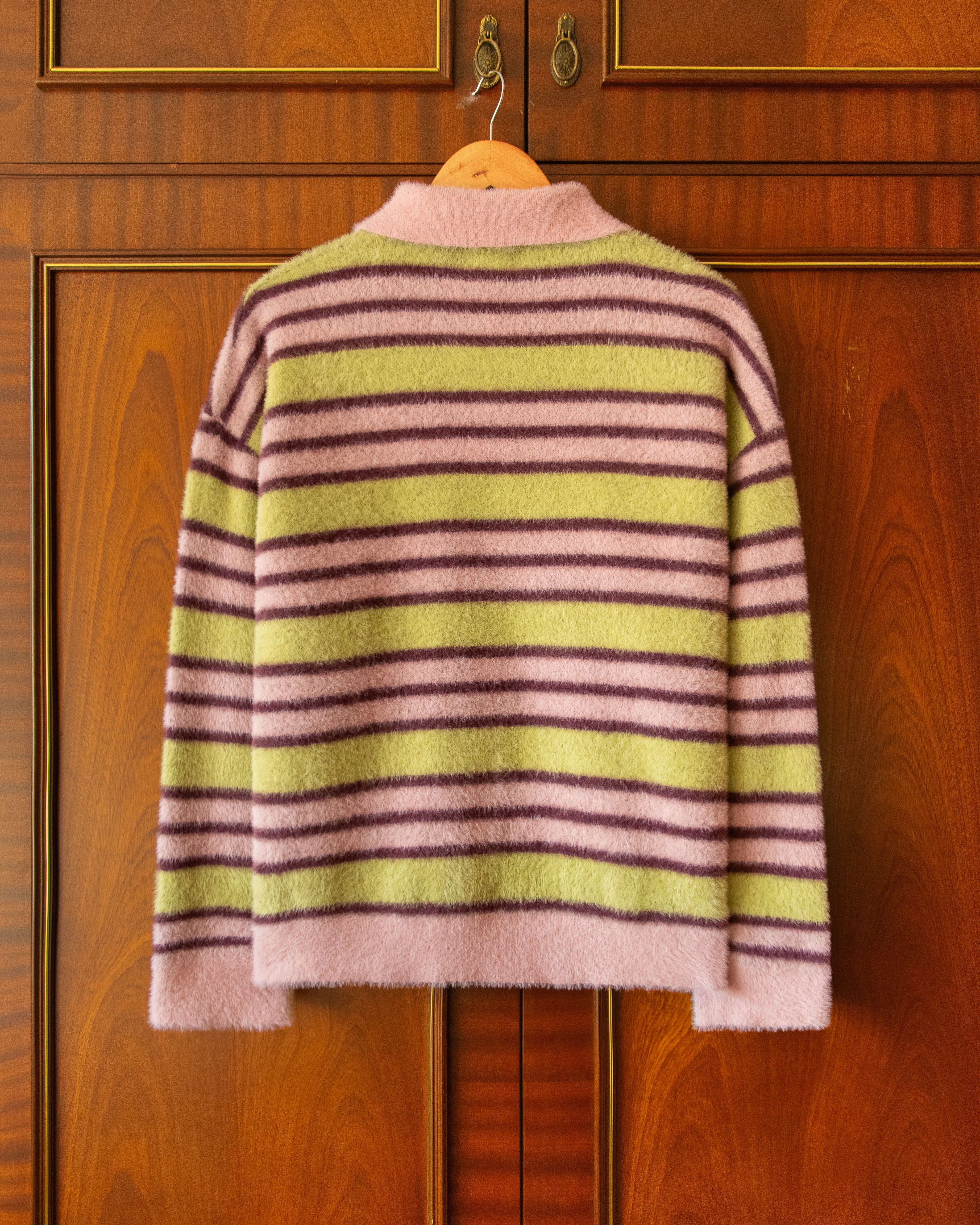 SHAGGY KNITTED SWEATER