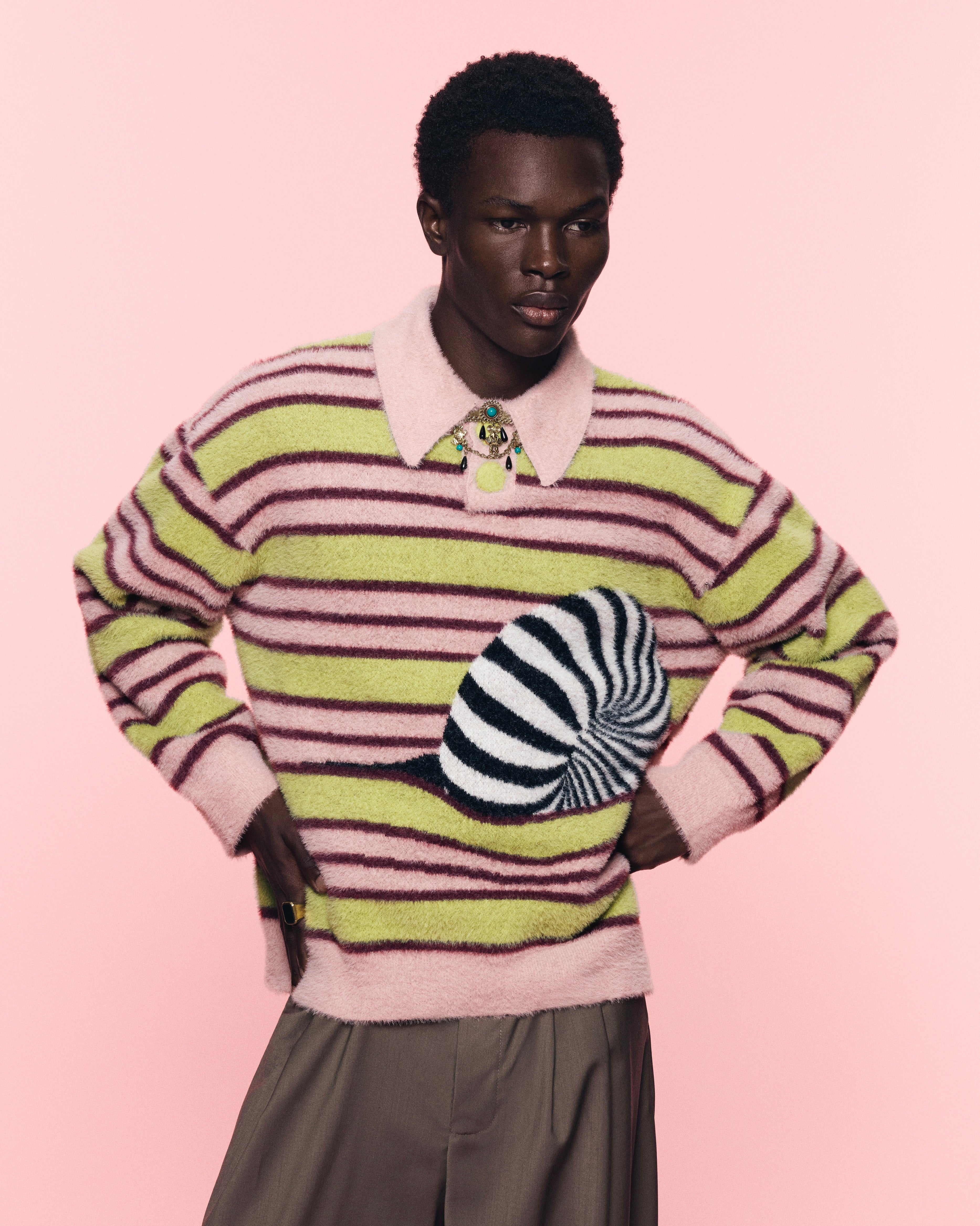 SHAGGY KNITTED SWEATER