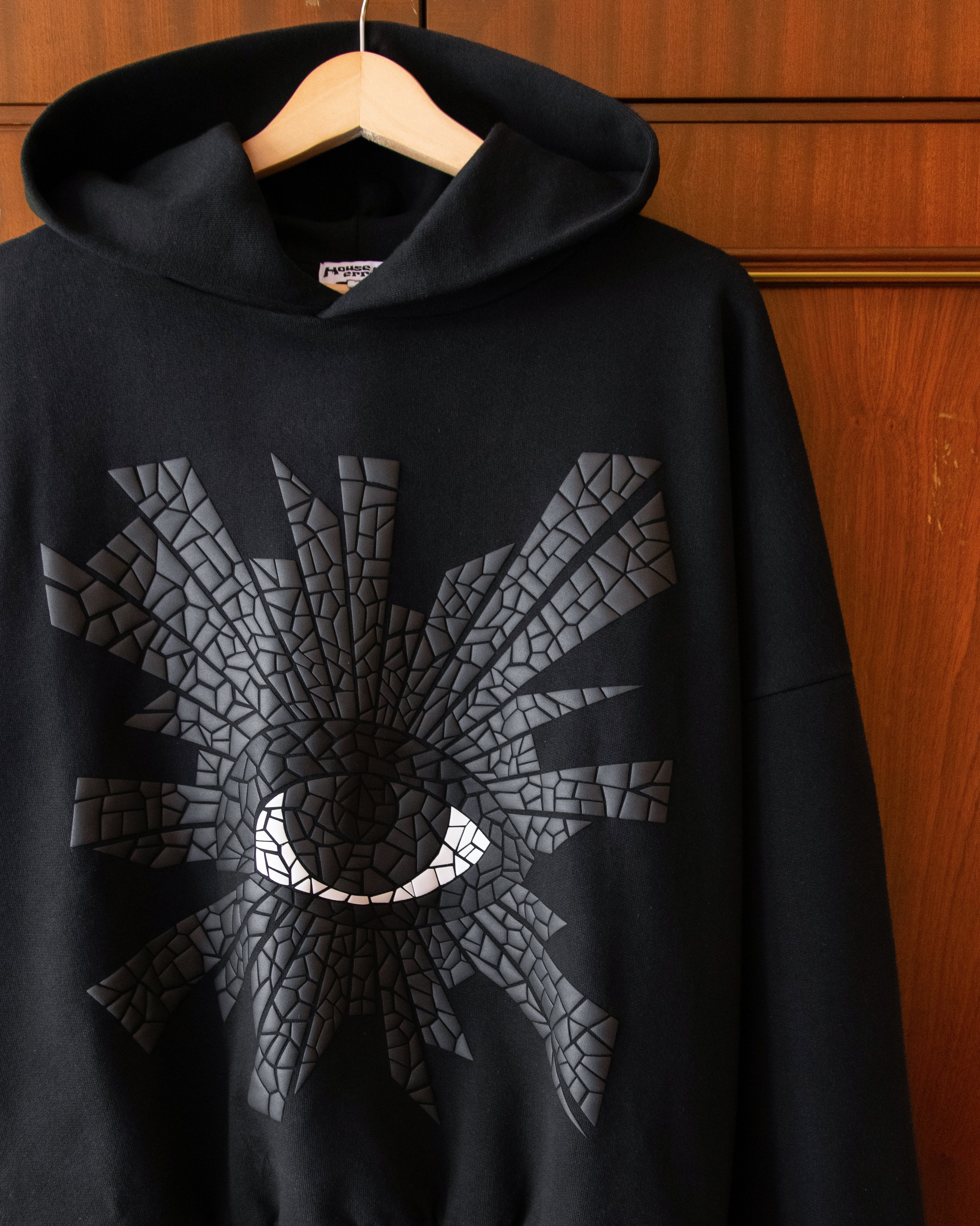 MOSAIC ALL-SEEING HOODIE IN BLACK