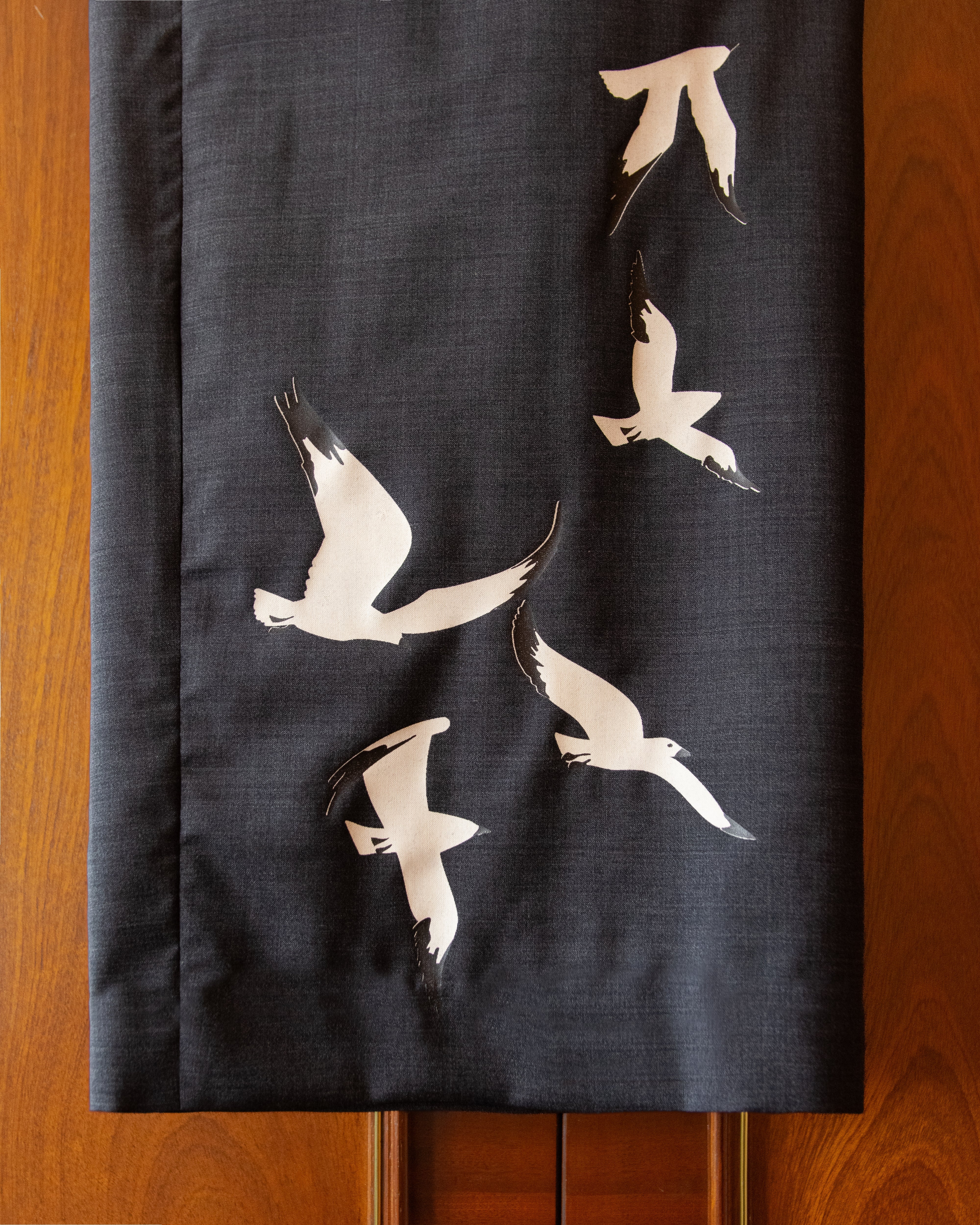 PLEATED WOOL FLOCK TROUSERS