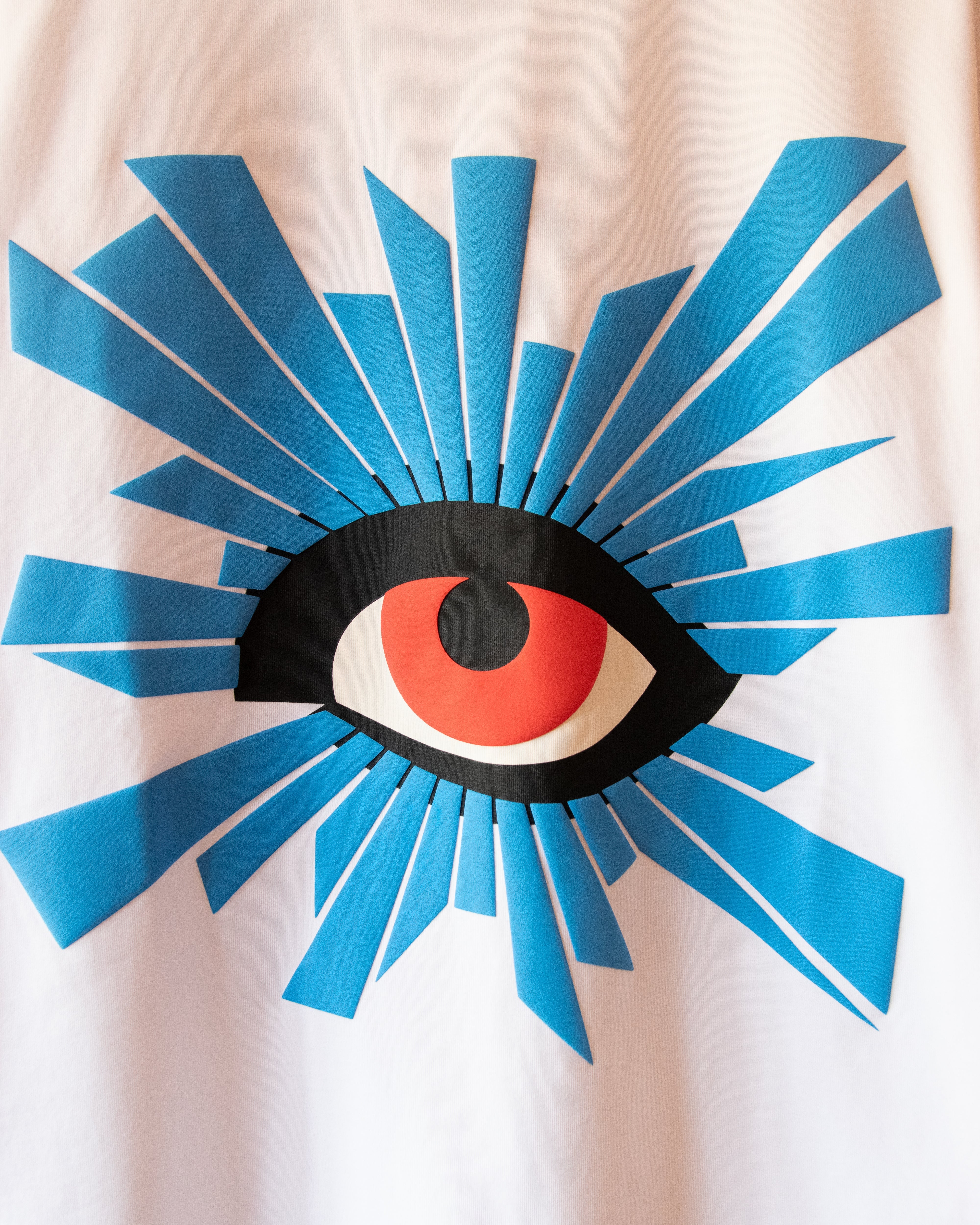 ALL-SEEING HEAVYWEIGHT TEE IN WHITE