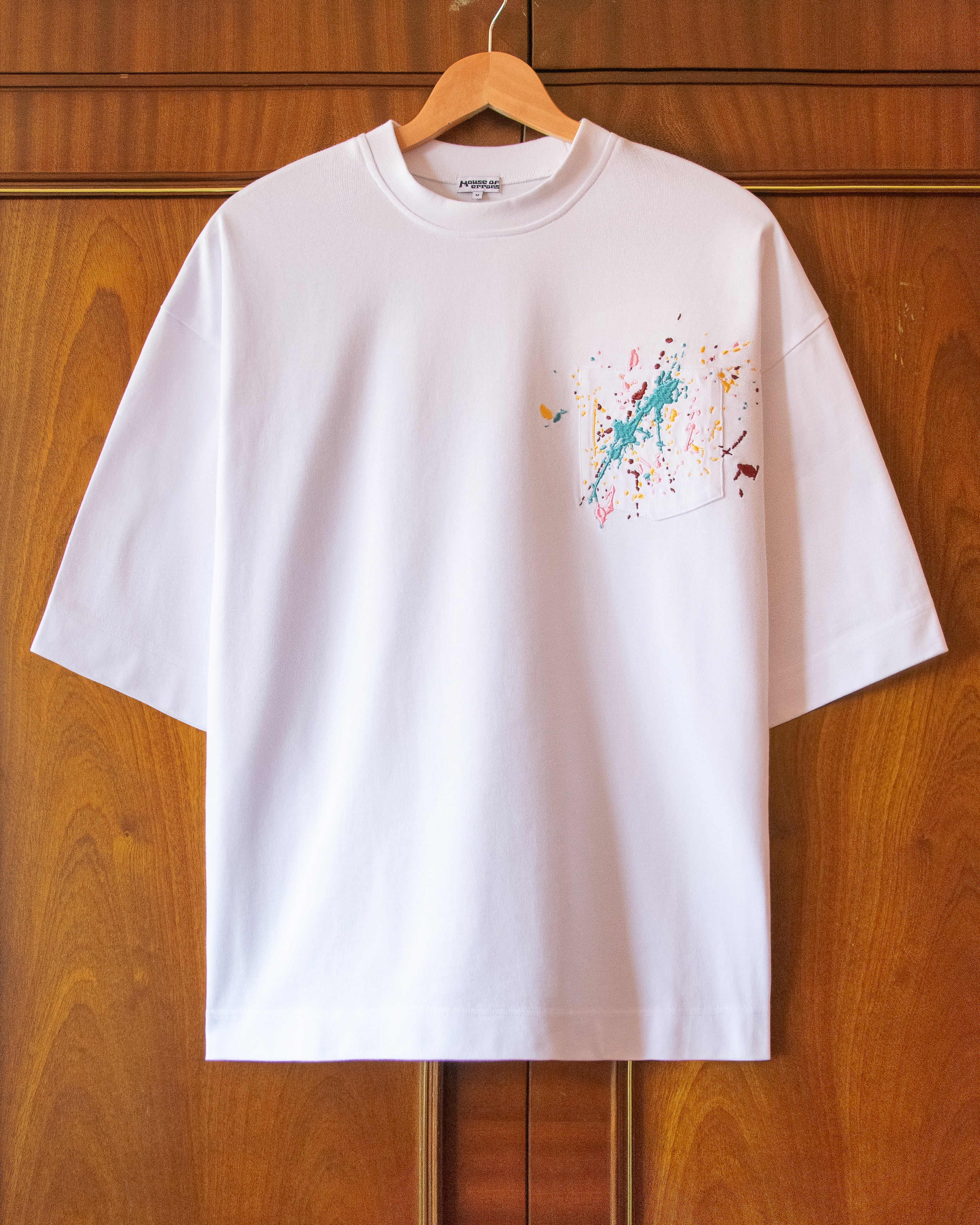 EMBROIDERED PAINT SPLATTER TEE