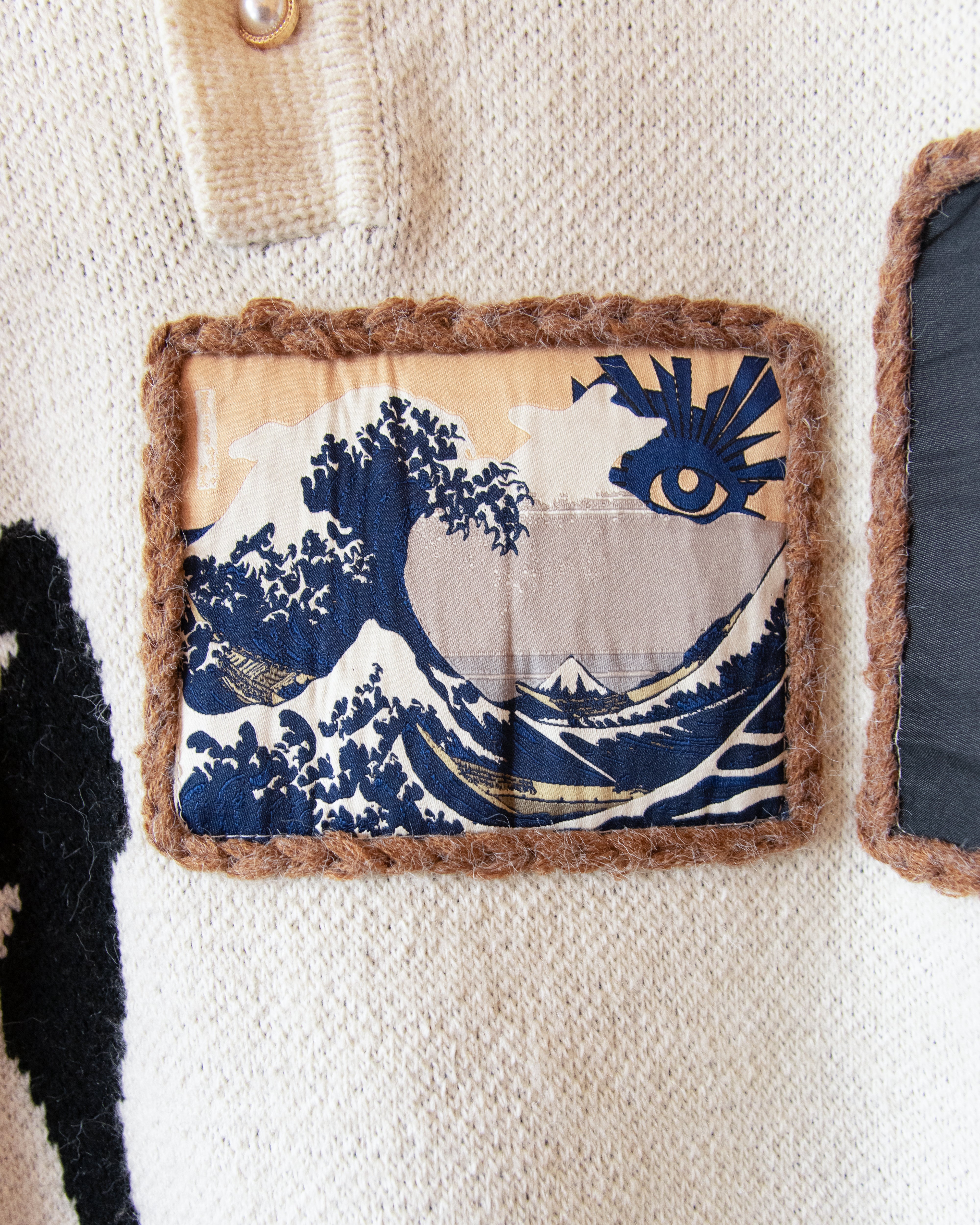 KNITTED GALLERY SWEATER