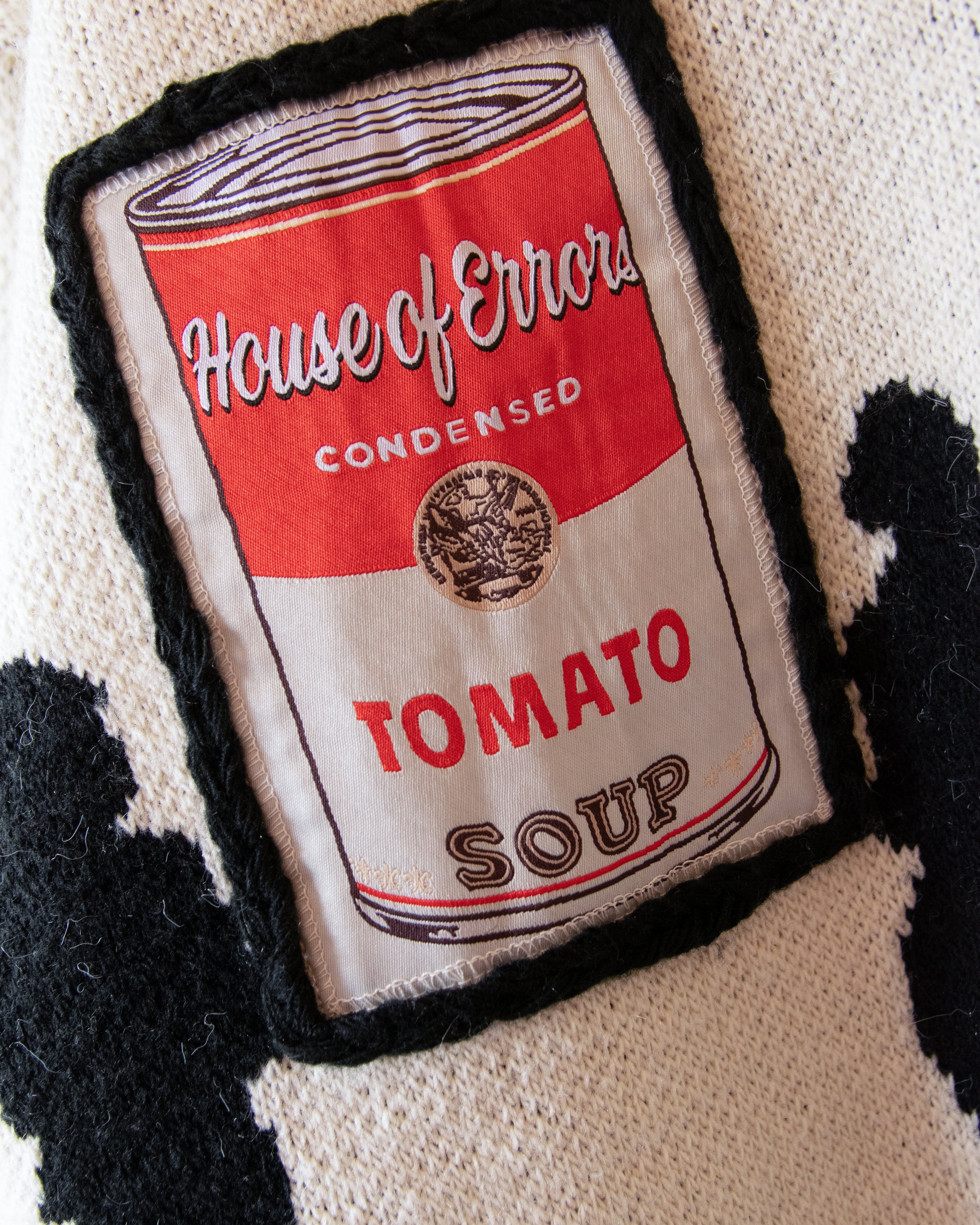 KNITTED GALLERY SWEATER